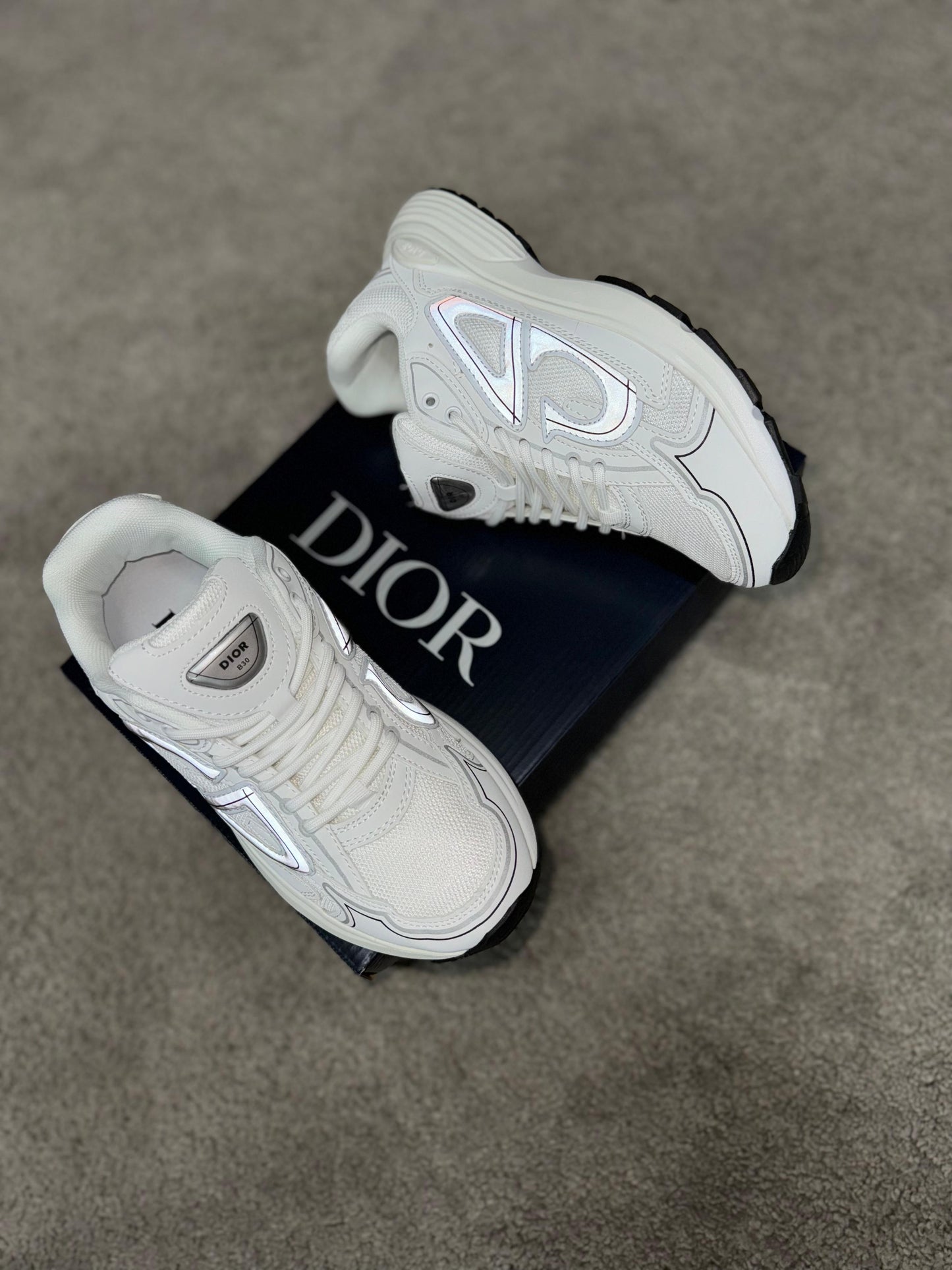 Dior b30